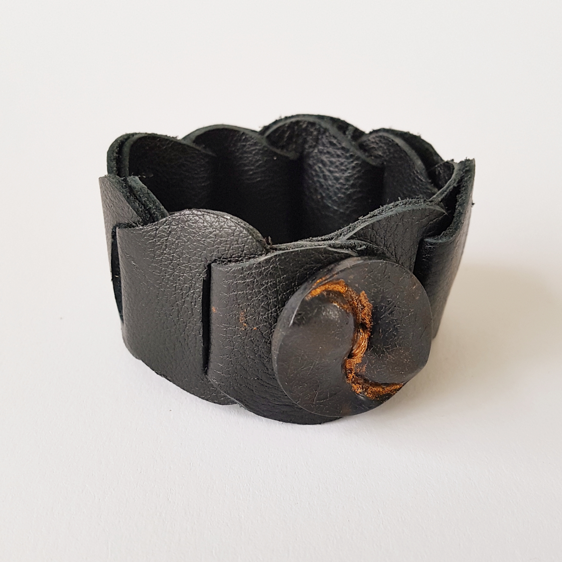 Brede zwarte armband - Handgemaakte Sieraden | Skittering